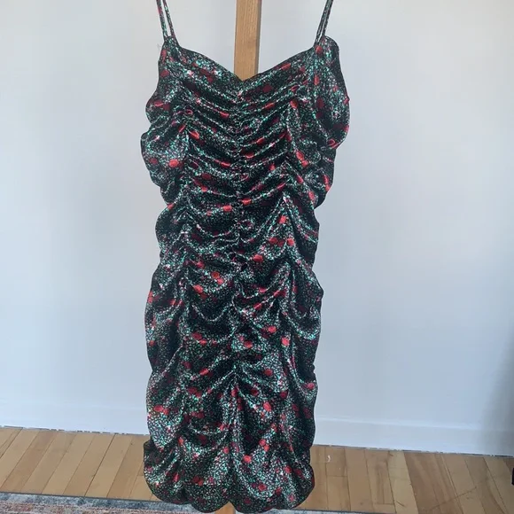 Dress - Picture 2 of 4